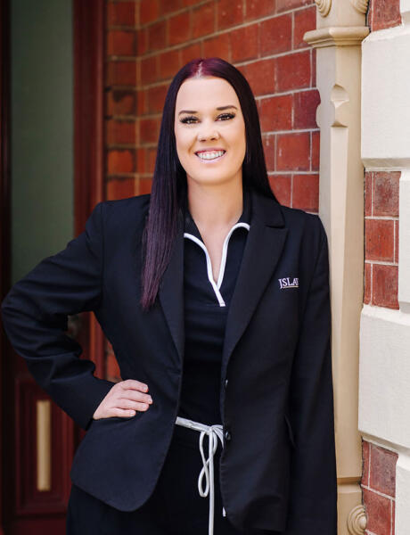 Chloe Brackley, Legal Assistant, JS Law Family & Criminal Lawyers