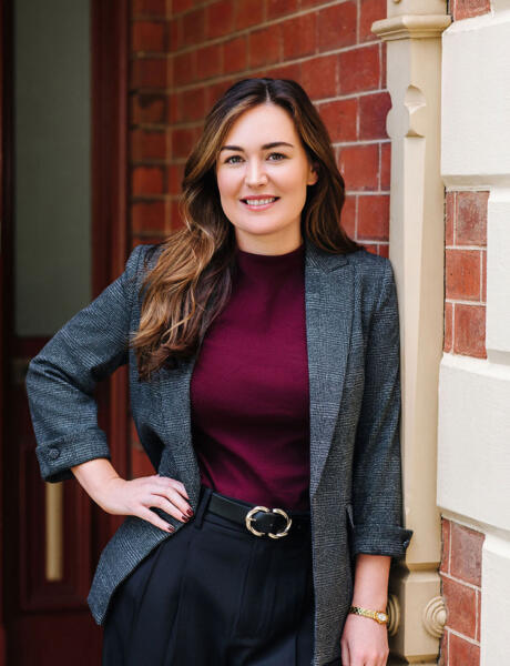 Reighan Gladman, Senior Associate Lawyer, JS Law Family & Criminal Lawyers